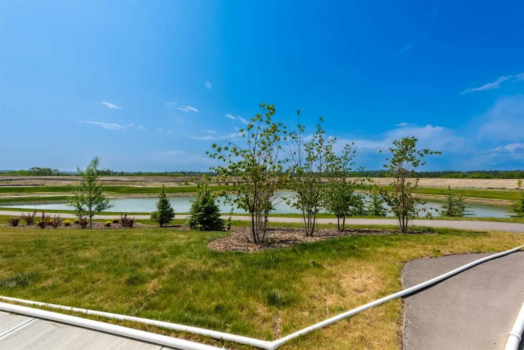 568 Legacy Circle SE