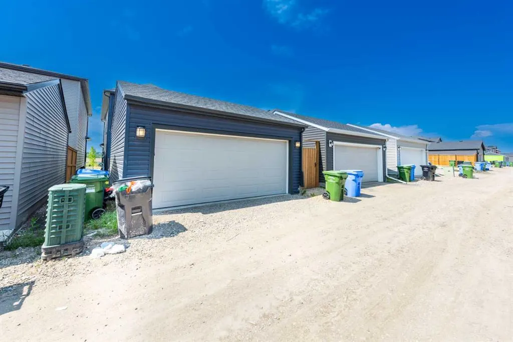 568 Legacy Circle SE