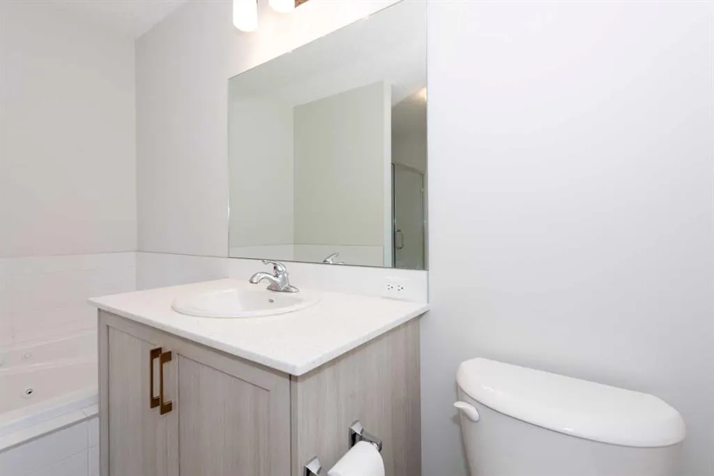 568 Legacy Circle SE
