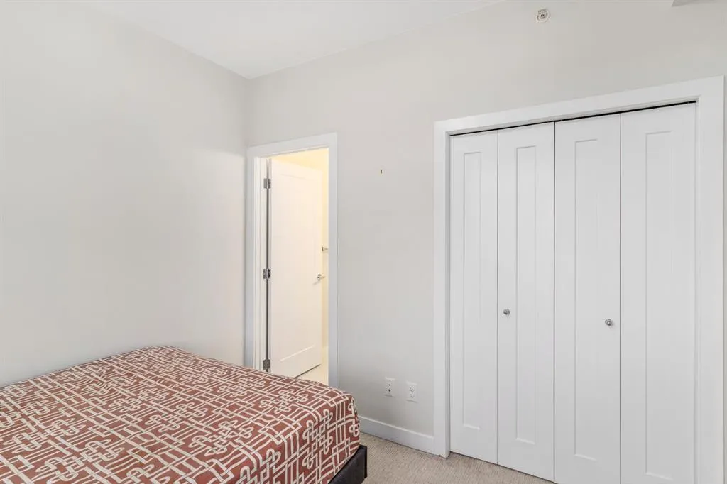 200 Auburn Meadows Common SE, #413
