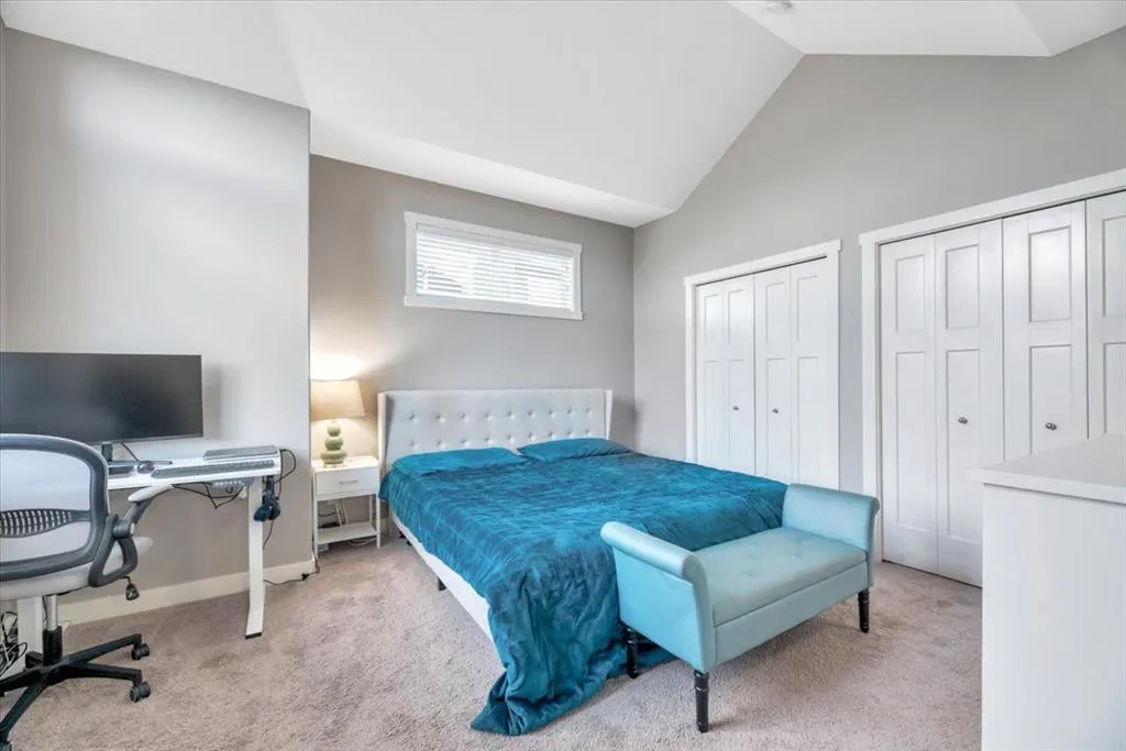 623 Evanston Manor NW