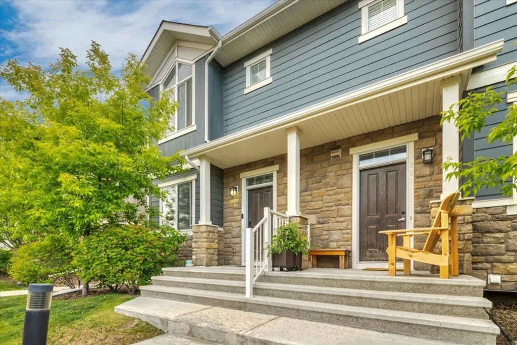 623 Evanston Manor NW