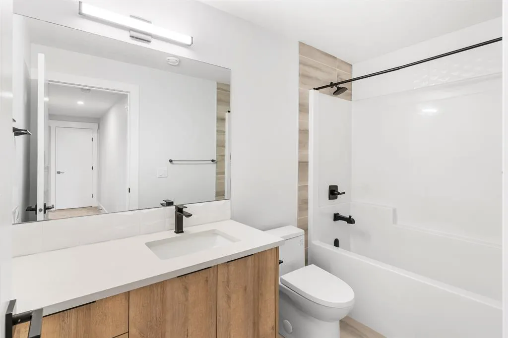 105 South Shore View