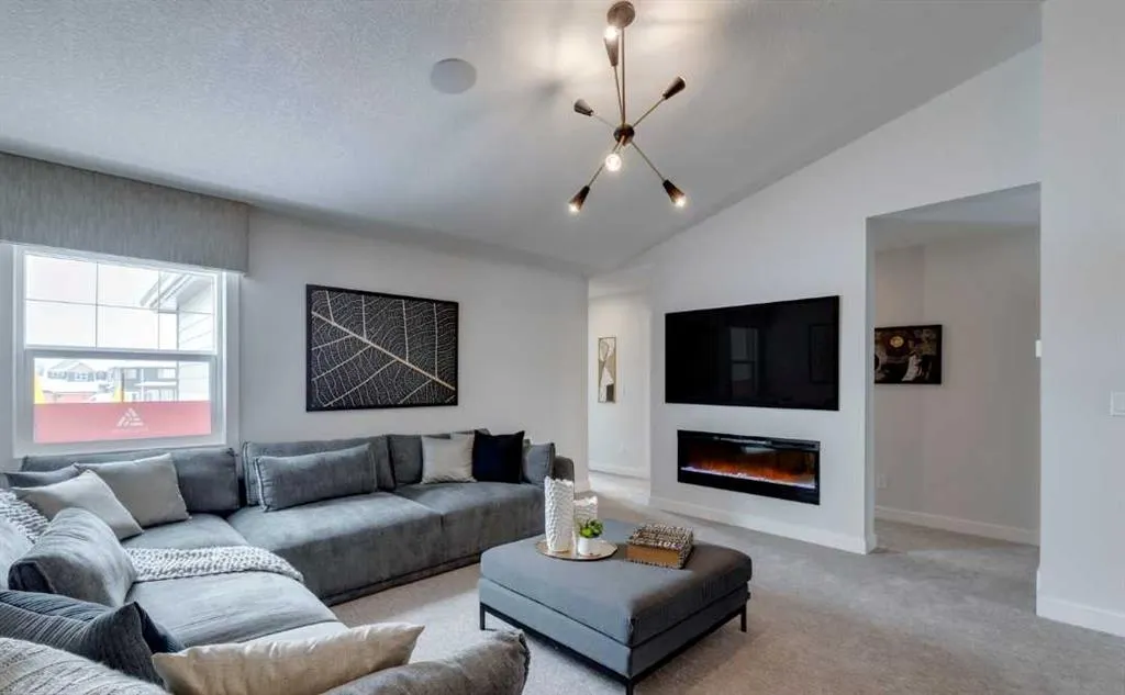 70 Larkspur Bend