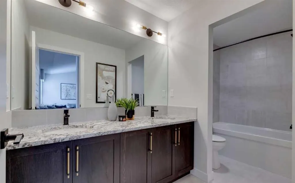 70 Larkspur Bend