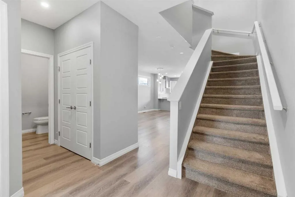 237 Masters Road SE