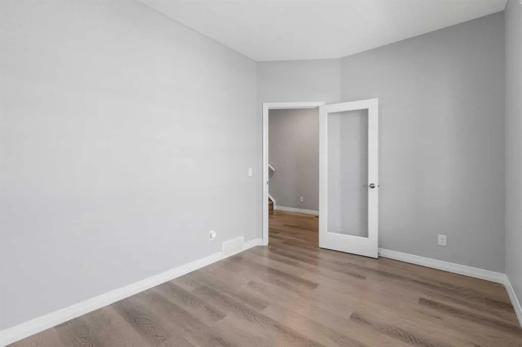 237 Masters Road SE