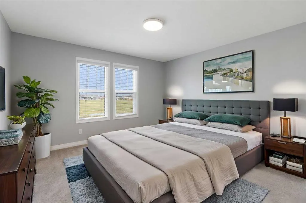 237 Masters Road SE