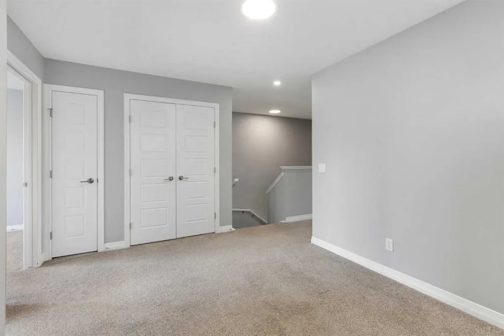 237 Masters Road SE