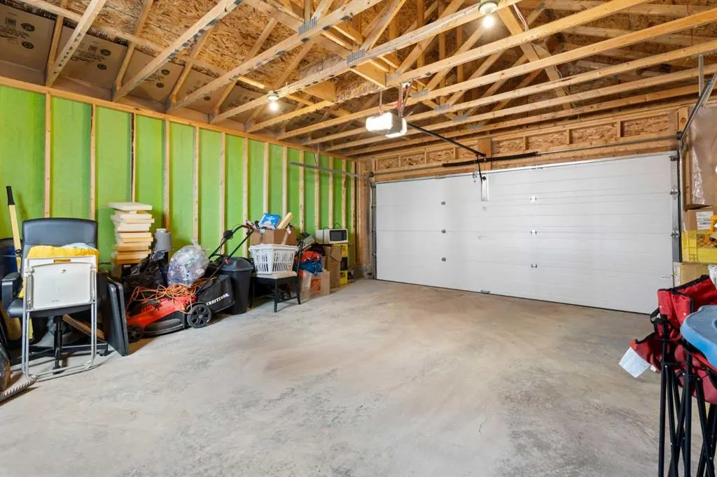 237 Masters Road SE