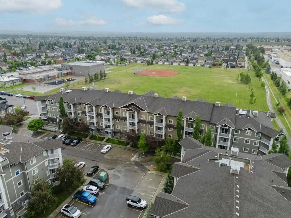 115 Prestwick Villas SE, #3305