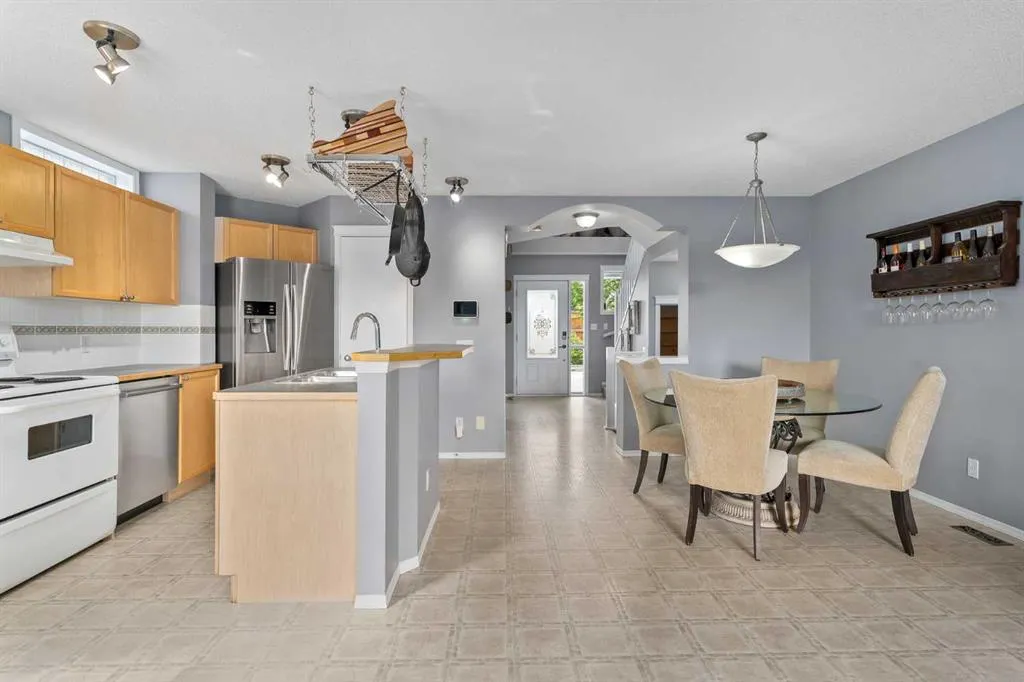 14 Tuscany Springs Rise NW