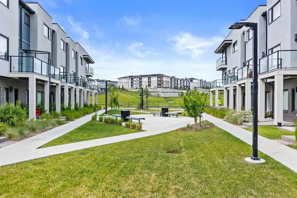 218 Sherwood Square NW, #603