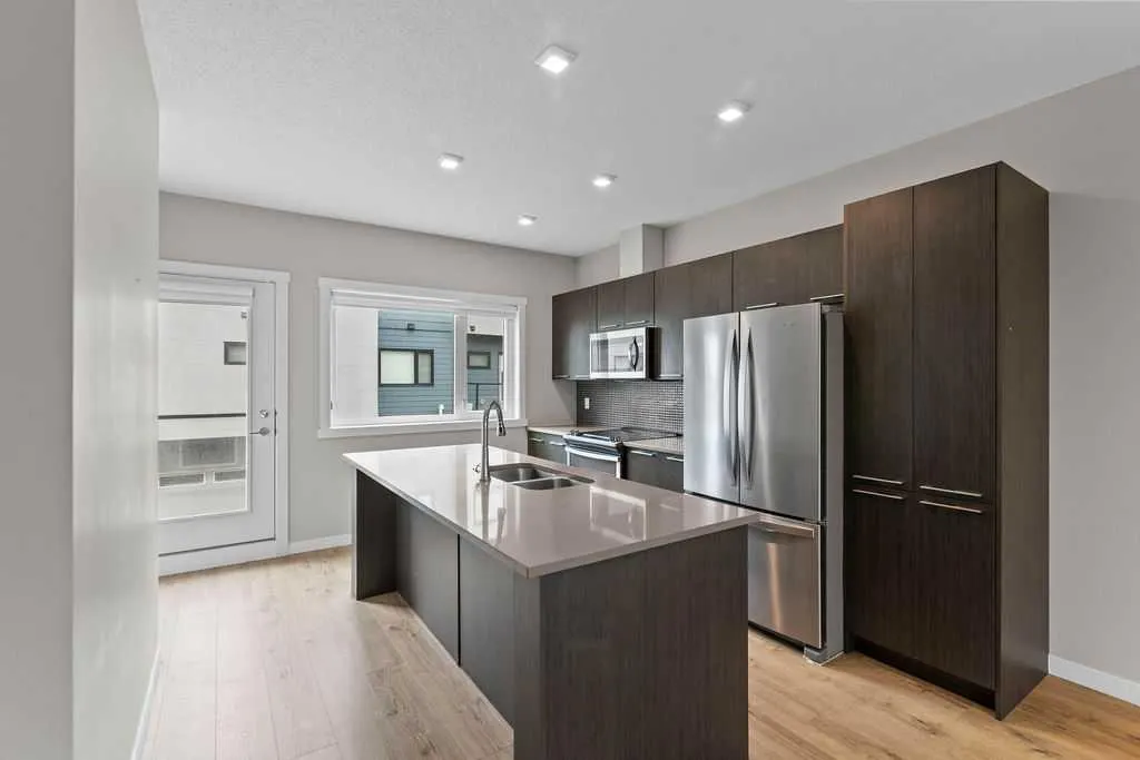 218 Sherwood Square NW, #603