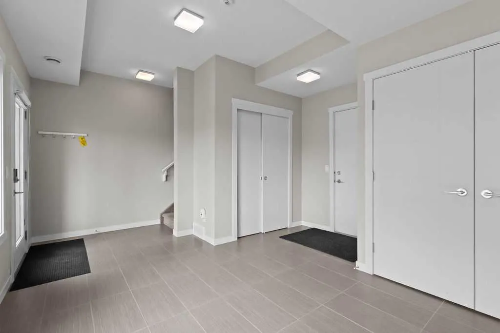 218 Sherwood Square NW, #603