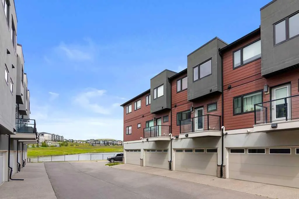 218 Sherwood Square NW, #603