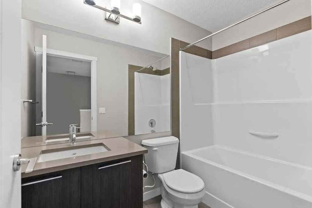 218 Sherwood Square NW, #603