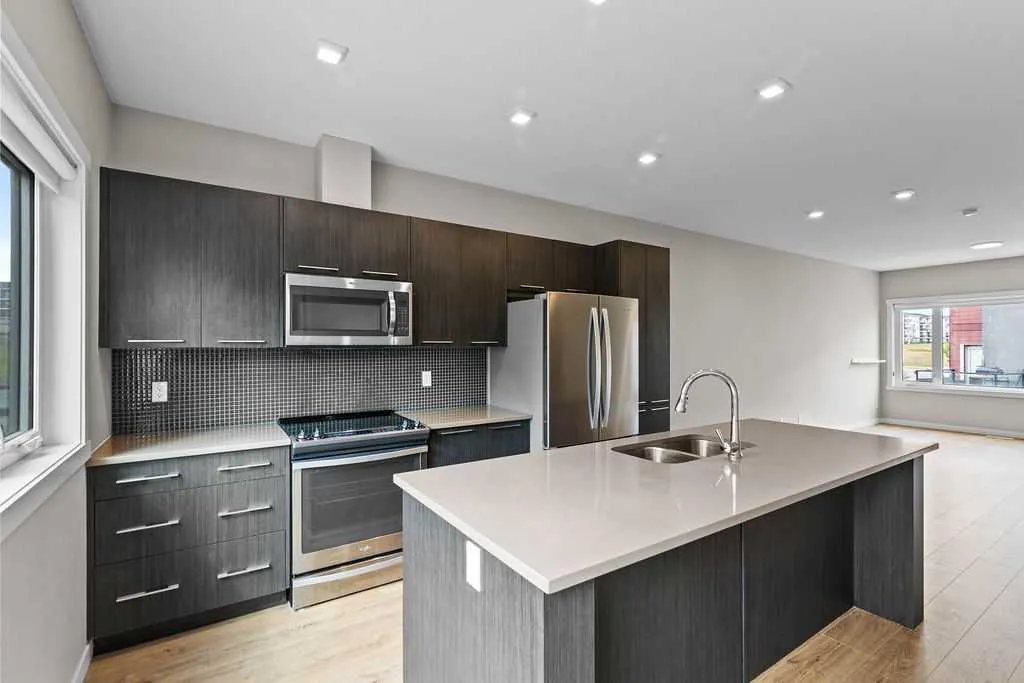 218 Sherwood Square NW, #603