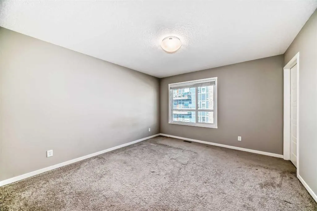 223 Harvest Hills Common NE
