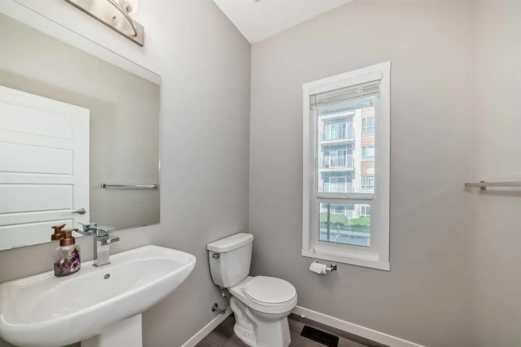 223 Harvest Hills Common NE