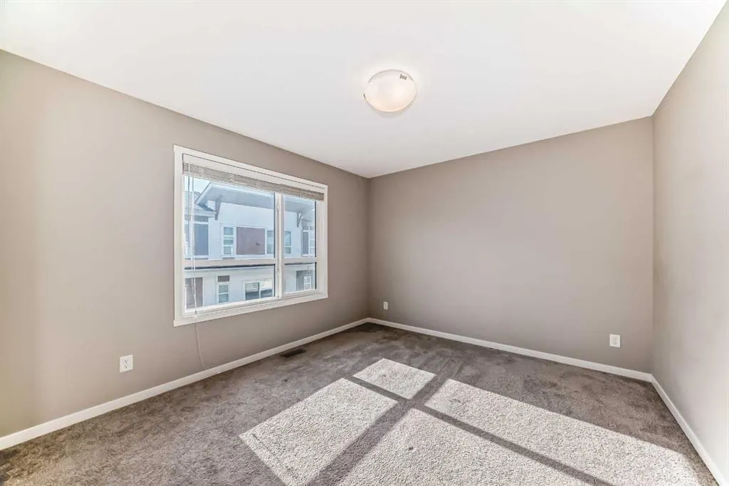 223 Harvest Hills Common NE