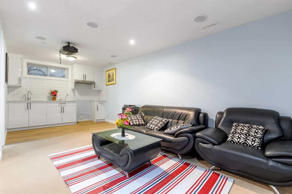 75 Tarington Close