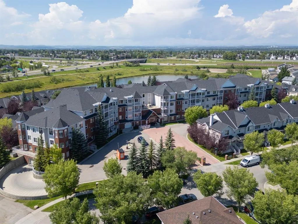8 Prestwick Pond Terrace SE, #419