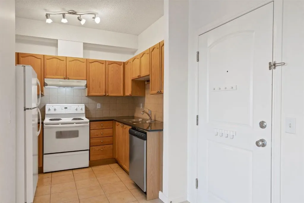 8 Prestwick Pond Terrace SE, #419