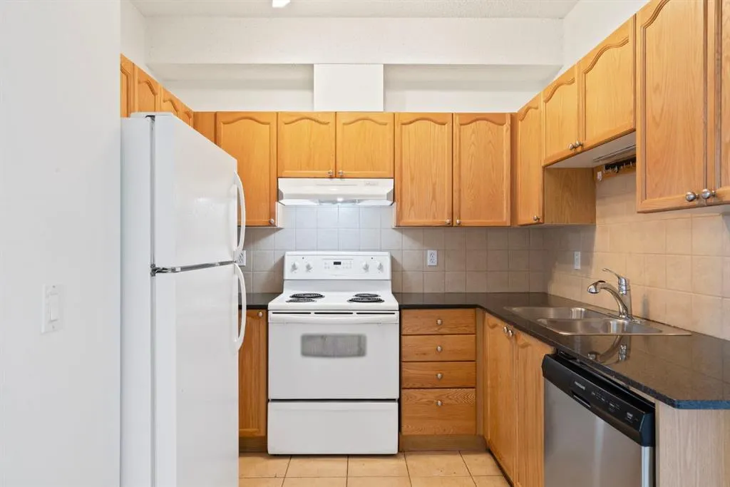 8 Prestwick Pond Terrace SE, #419