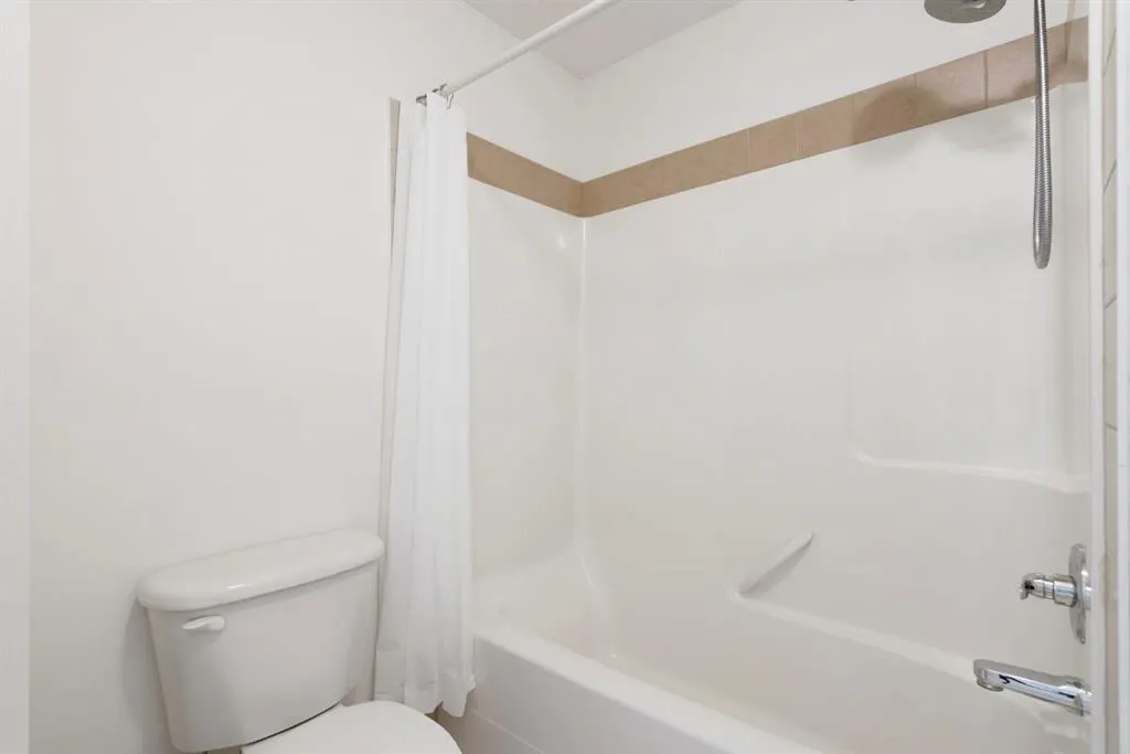 8 Prestwick Pond Terrace SE, #419