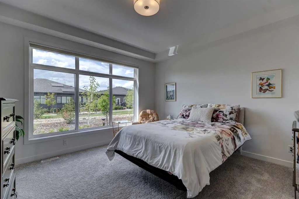 119 Marina Cove SE