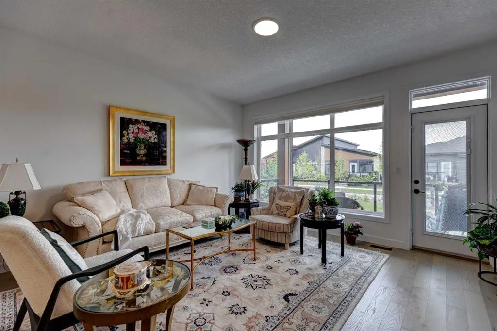 119 Marina Cove SE