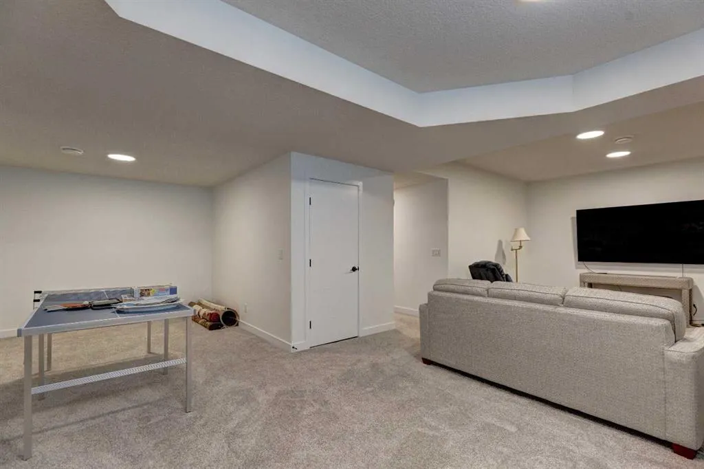 119 Marina Cove SE