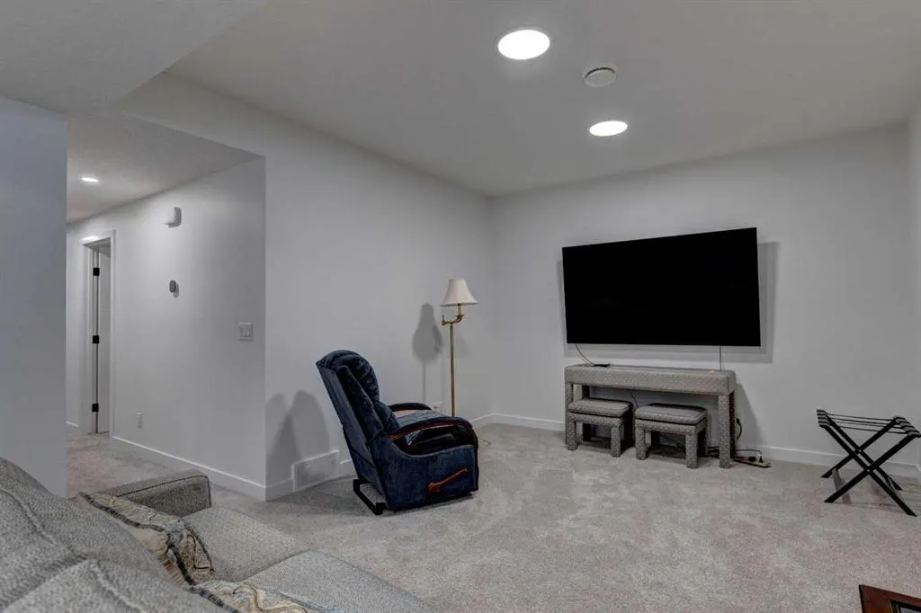 119 Marina Cove SE