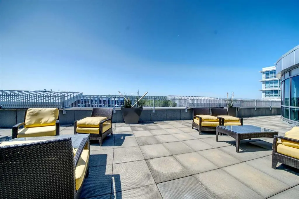 24 Varsity Estates Circle NW, #307