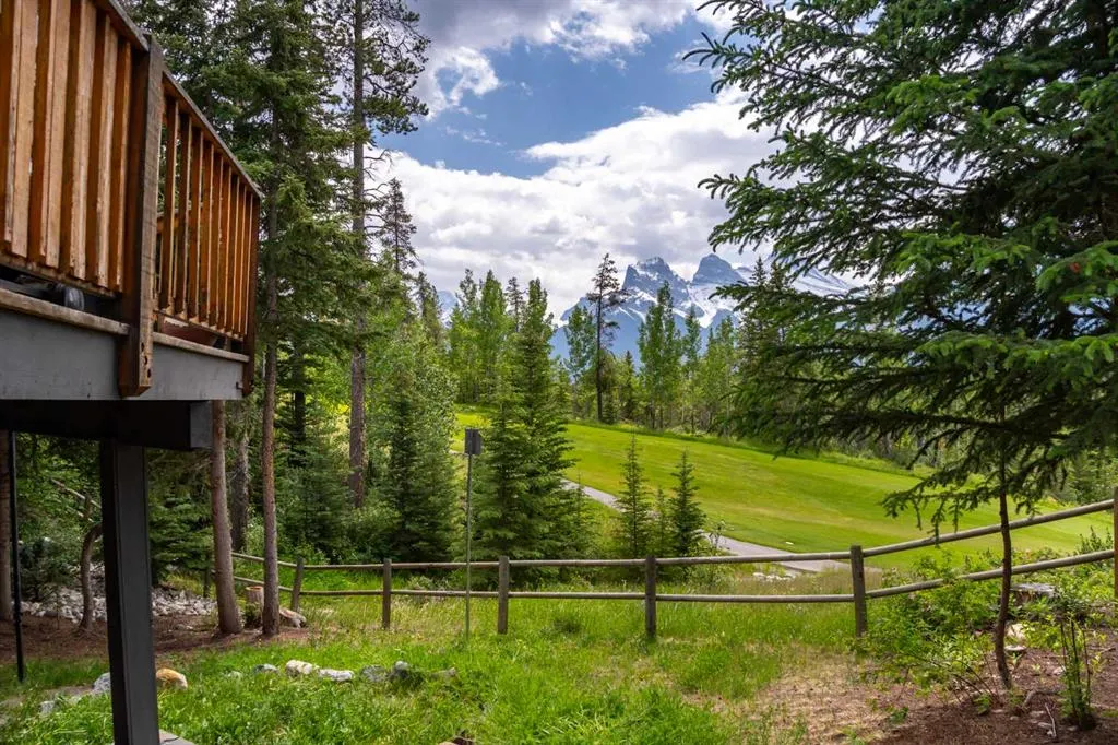 129 Silvertip Ridge