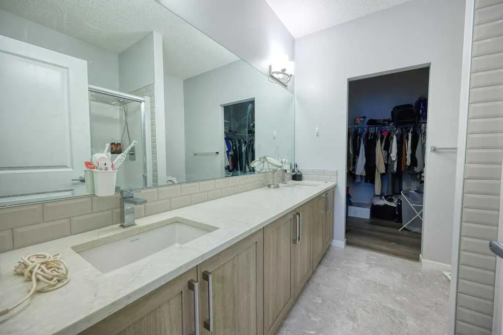 80 Carrington Plaza NW, #406