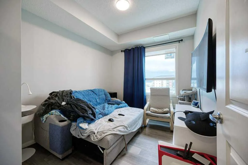 80 Carrington Plaza NW, #406