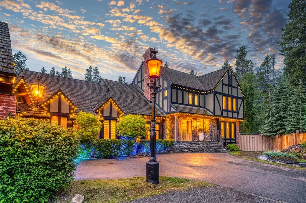5 Woodside Lane