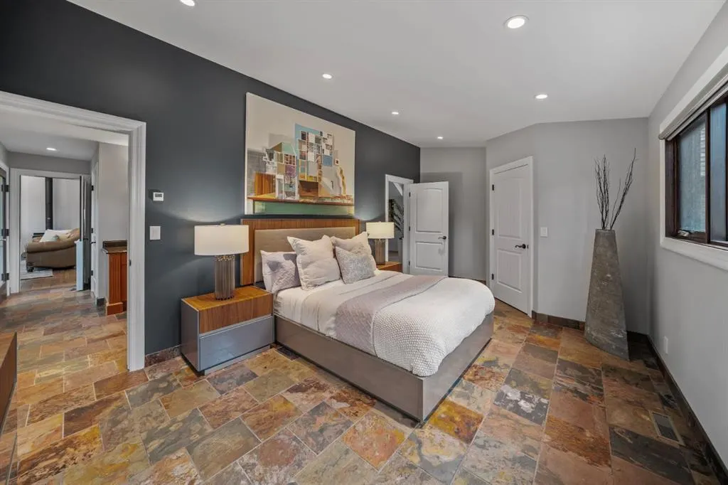 5 Woodside Lane