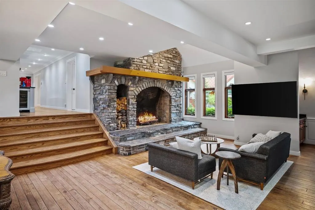 5 Woodside Lane