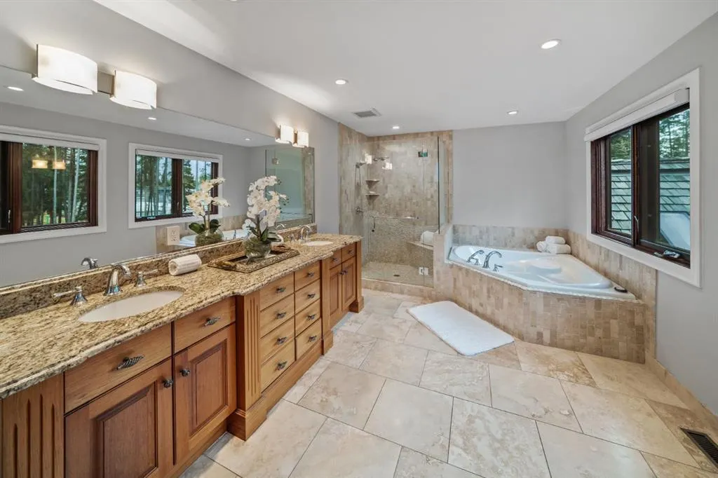 5 Woodside Lane