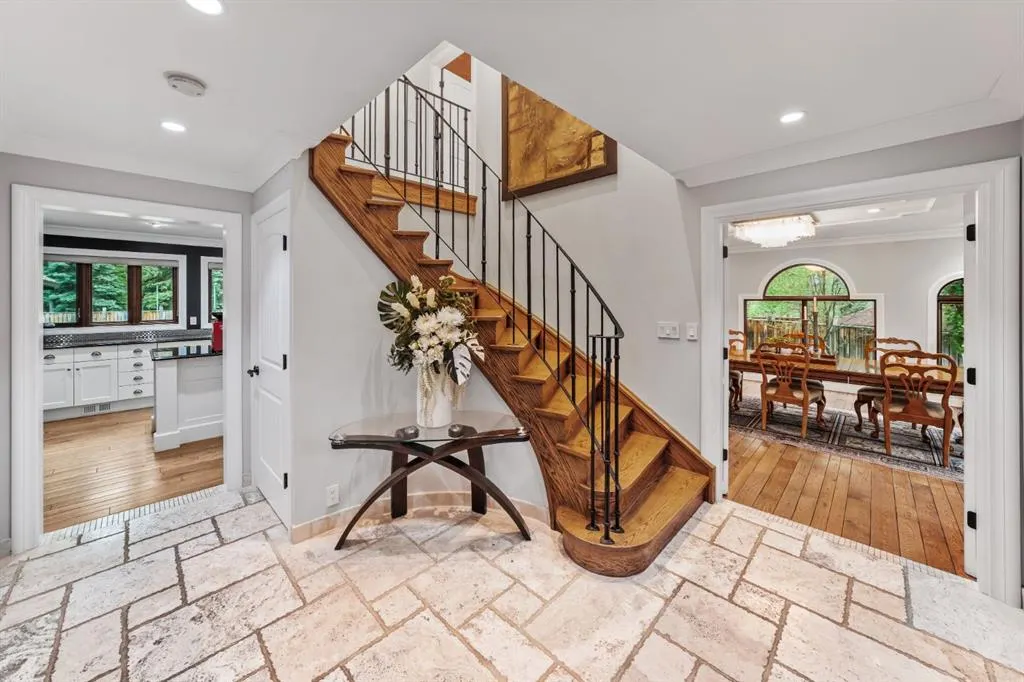 5 Woodside Lane