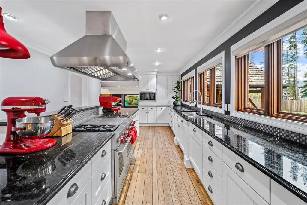 5 Woodside Lane