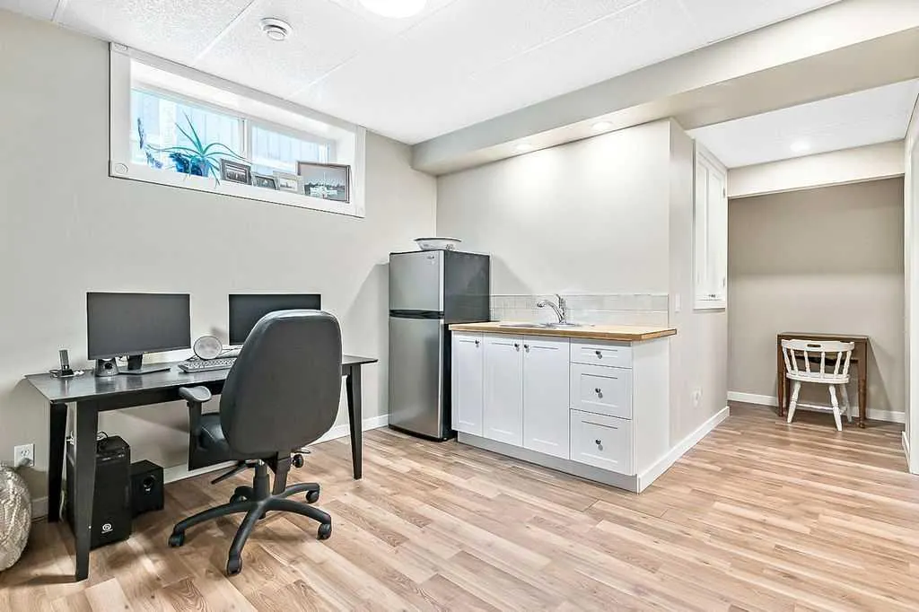 11 Westridge Rise