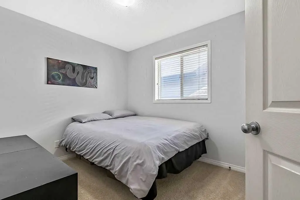 18 Auburn Bay Court SE