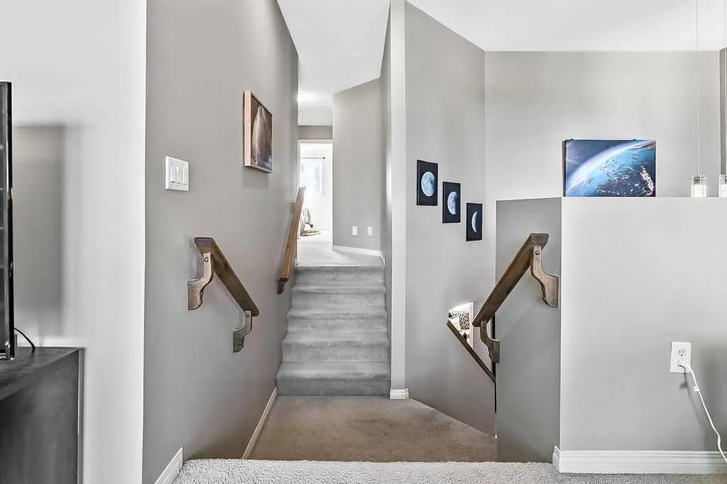 18 Auburn Bay Court SE