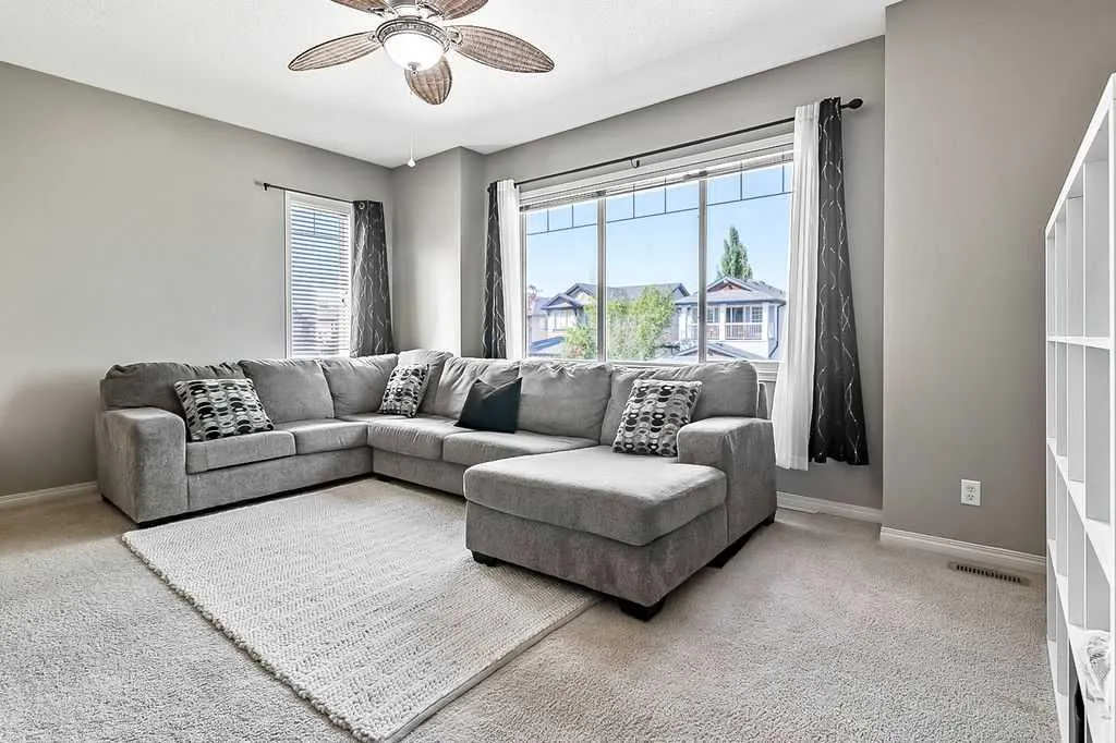 18 Auburn Bay Court SE