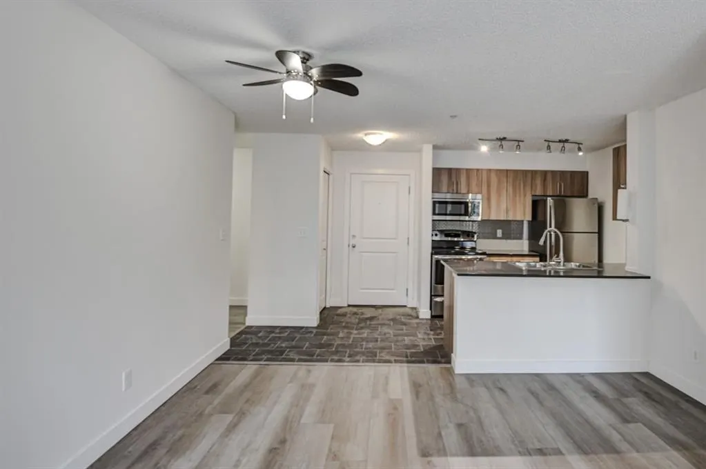 1317 27 Street SE, #1211