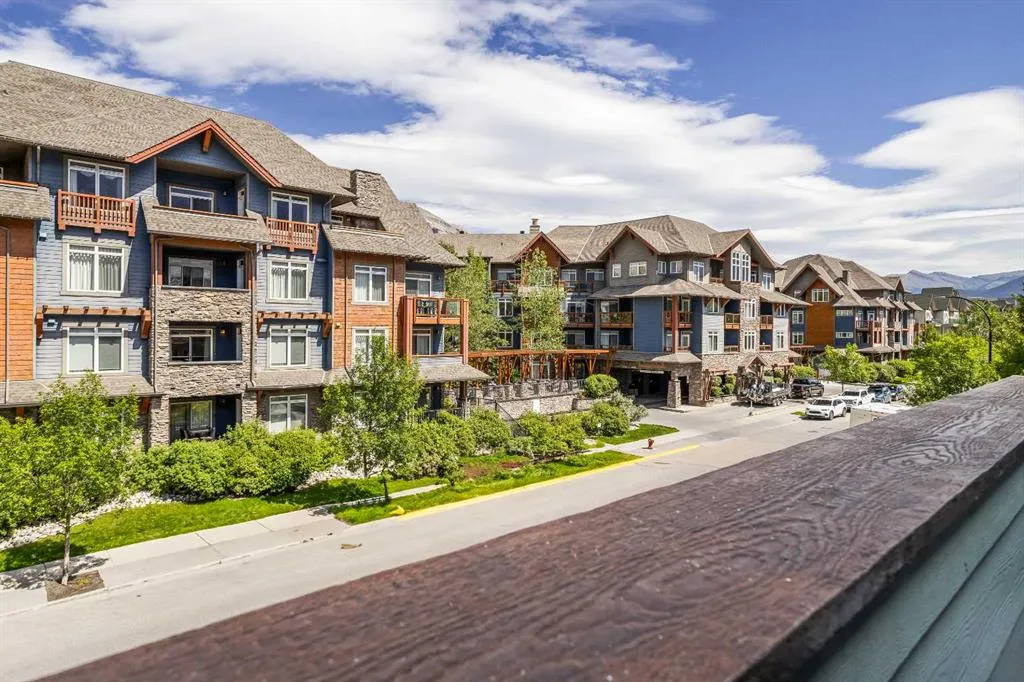 109 Montane Road, #326